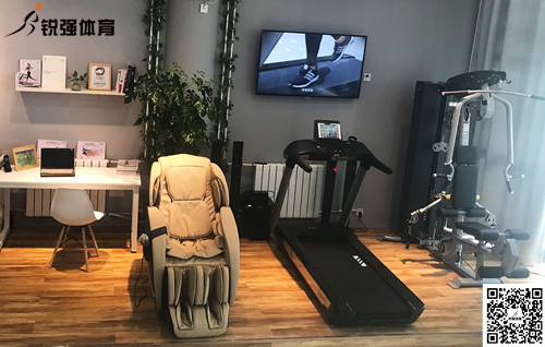 快盈VIII济南一位客户的私家健身房