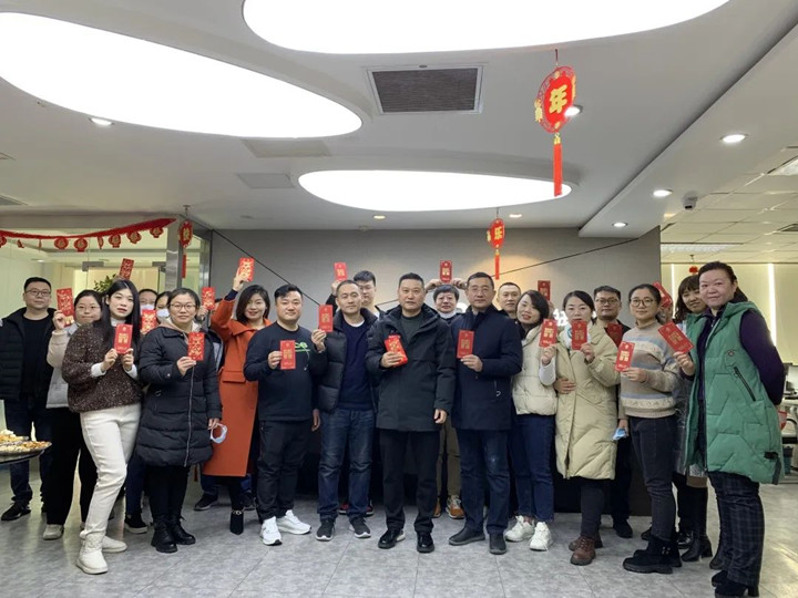 大展宏兔·共?新程_快盈VIII开工大吉